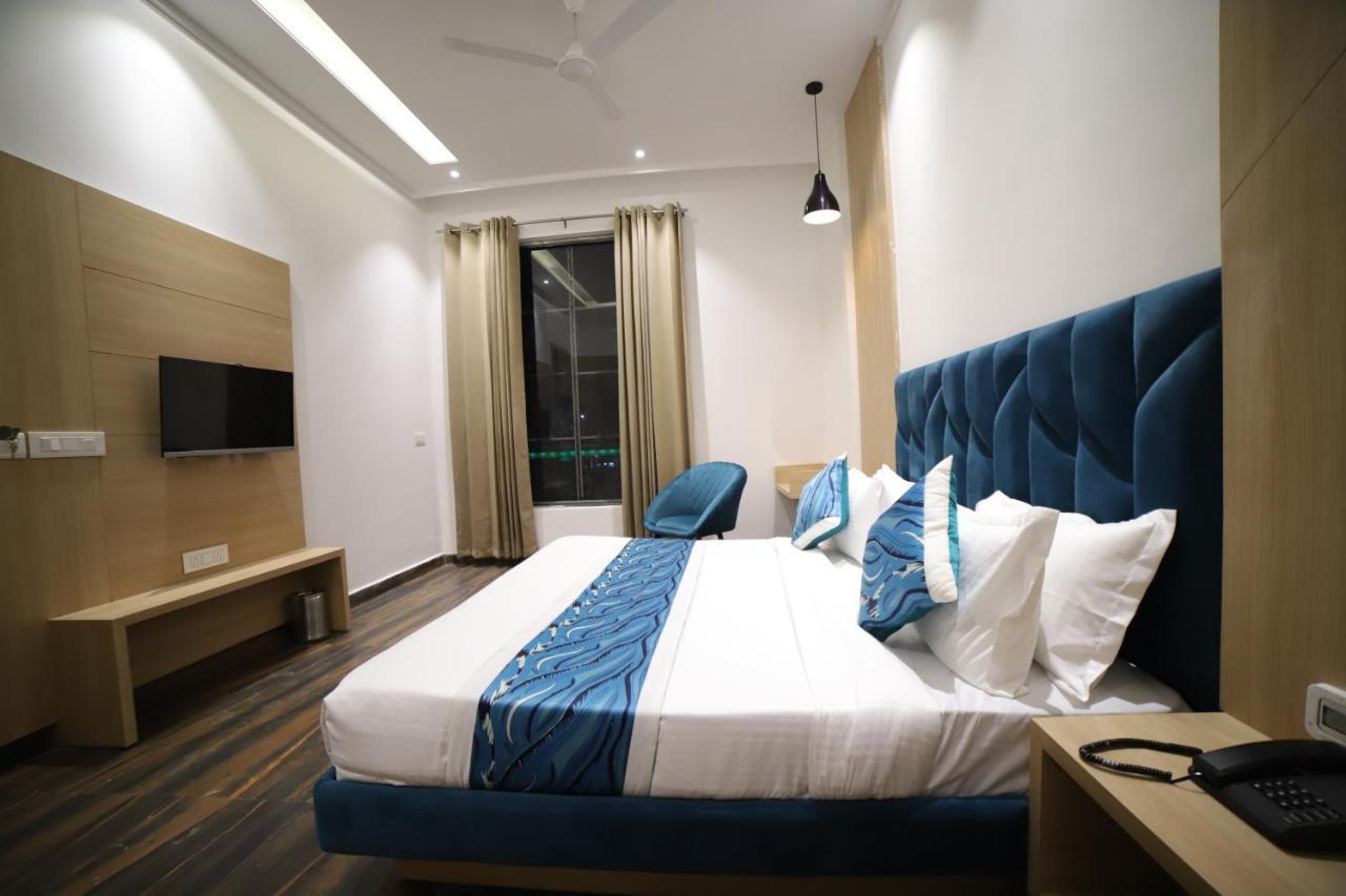 Hotel Diamond View Amritsar Exterior foto