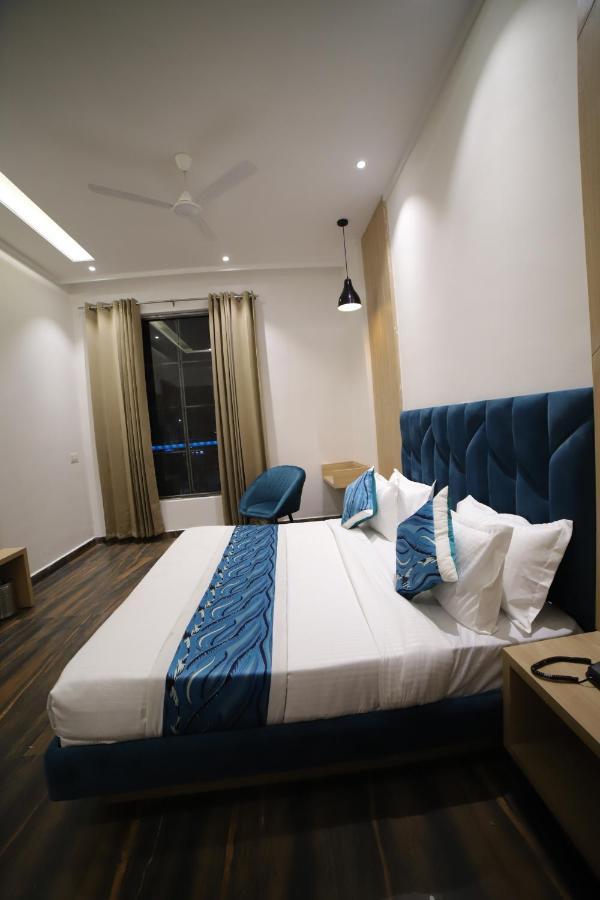 Hotel Diamond View Amritsar Exterior foto